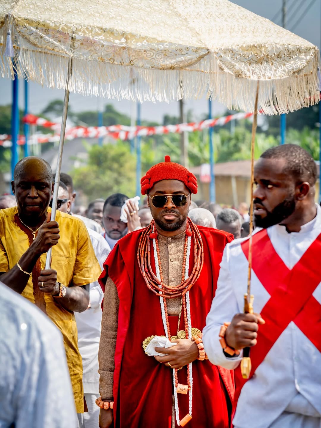 Palace watch handover season