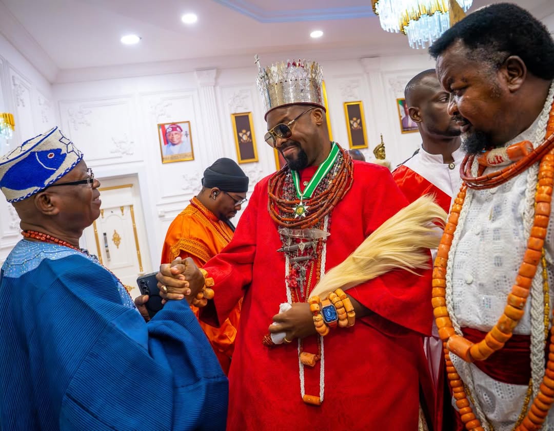 Royal Order of Iwere dignitaries