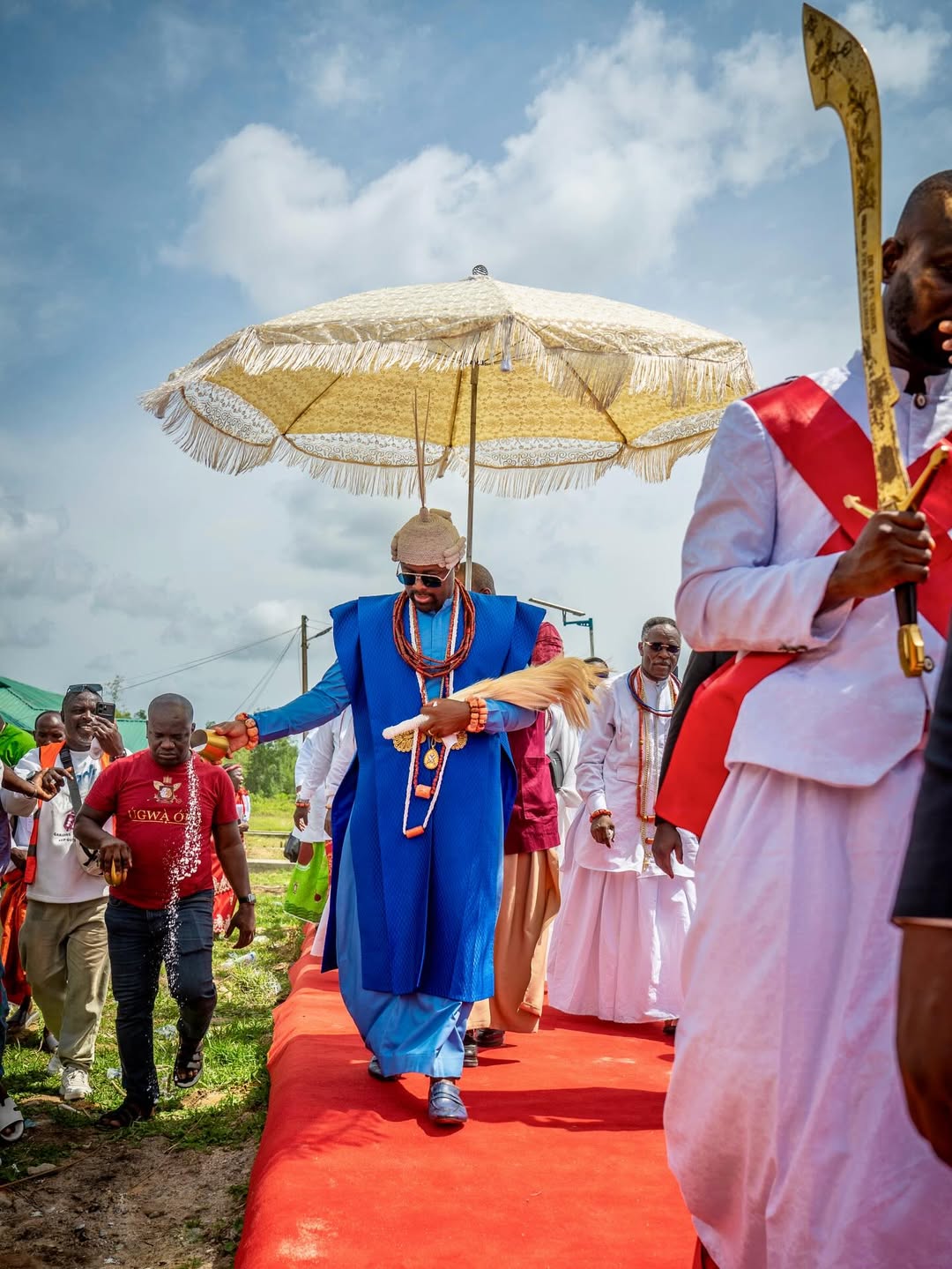 Colourful community reception