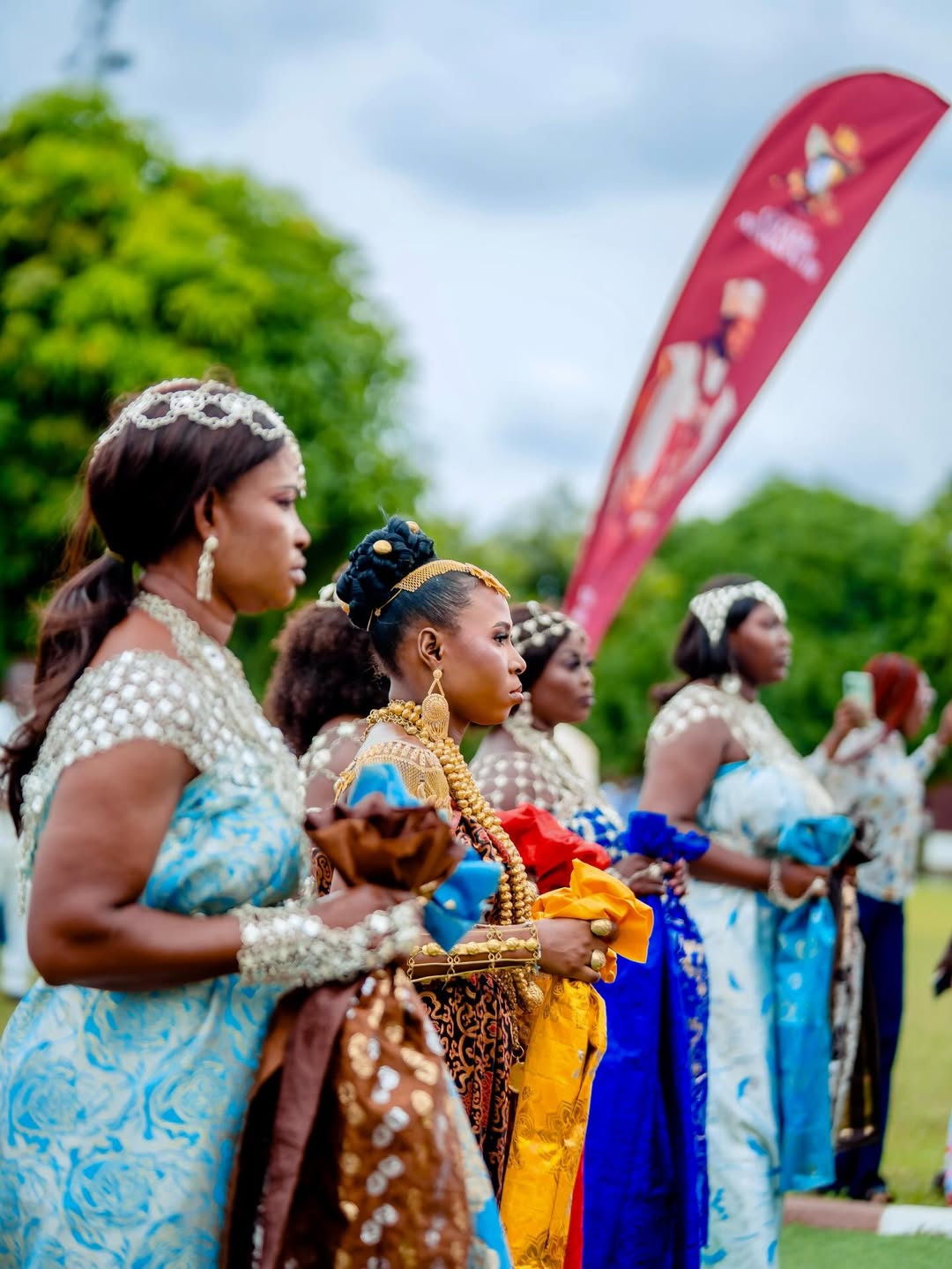 Olobe and Ugbolokposo handover moment