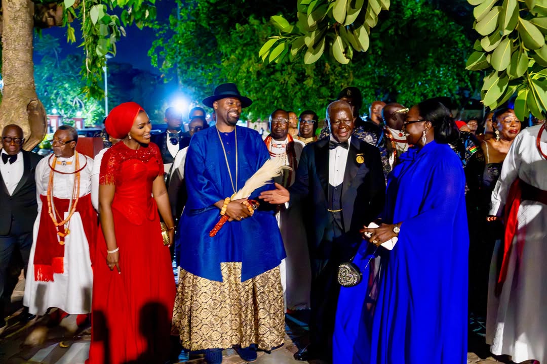 Ogiame Atuwatse III and dignitaries in Kumasi