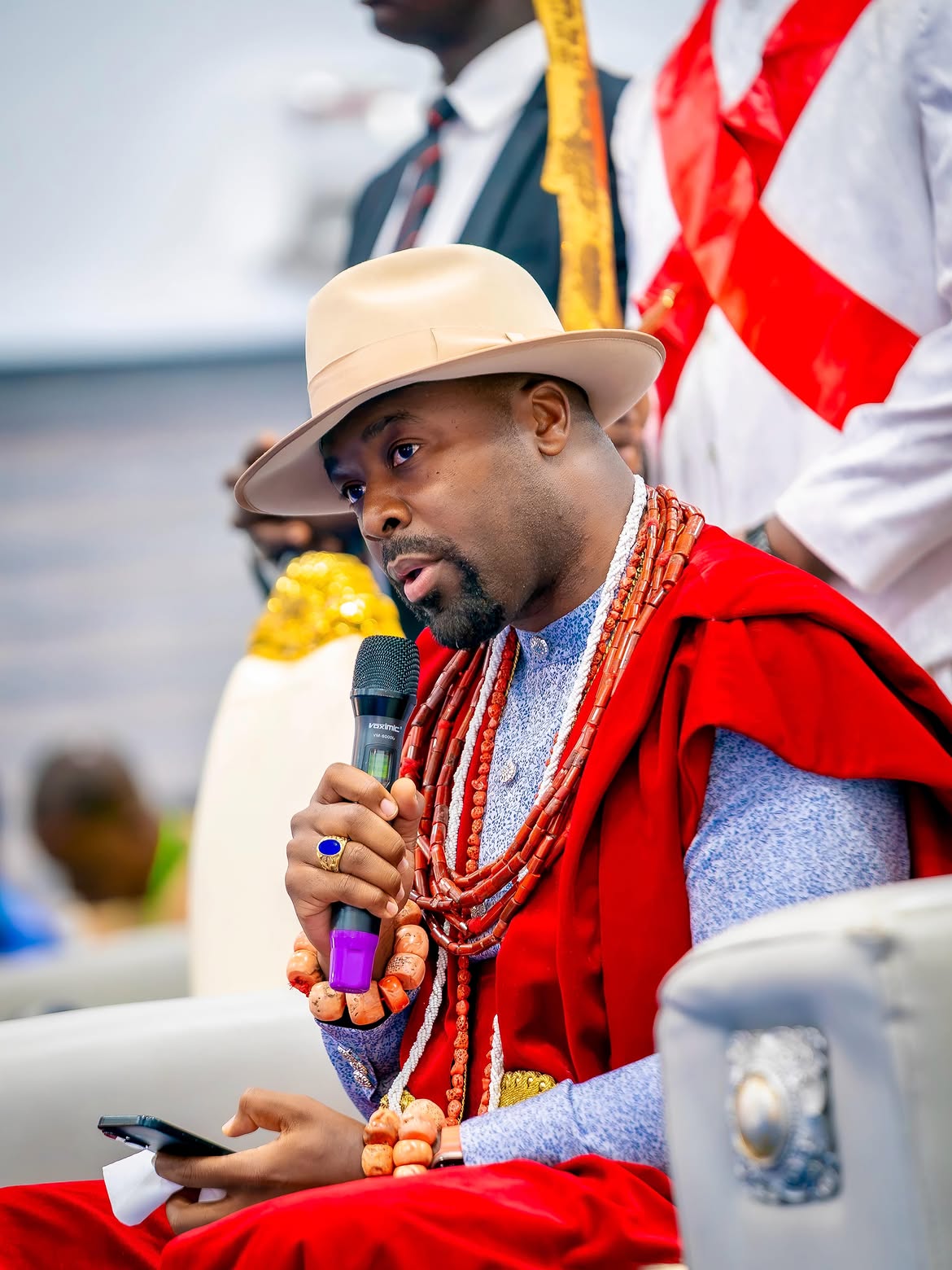 Ogiame Atuwatse III speaking during the summit