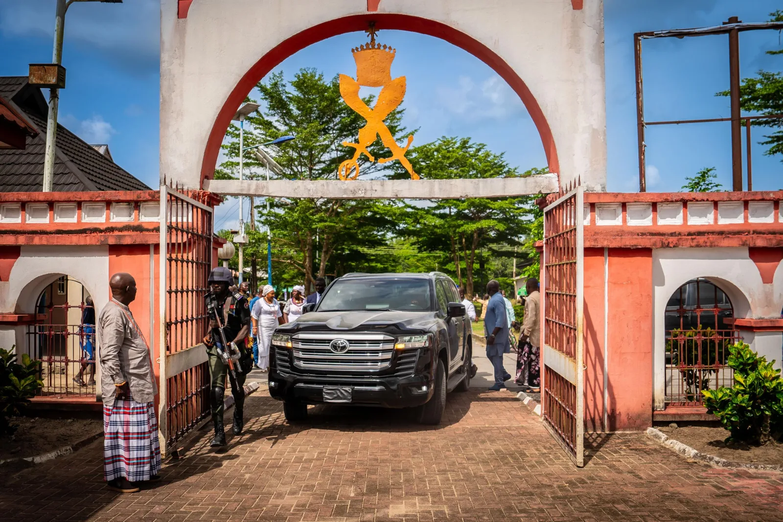 Ogiamẹ Atuwatsé III — photograph 2