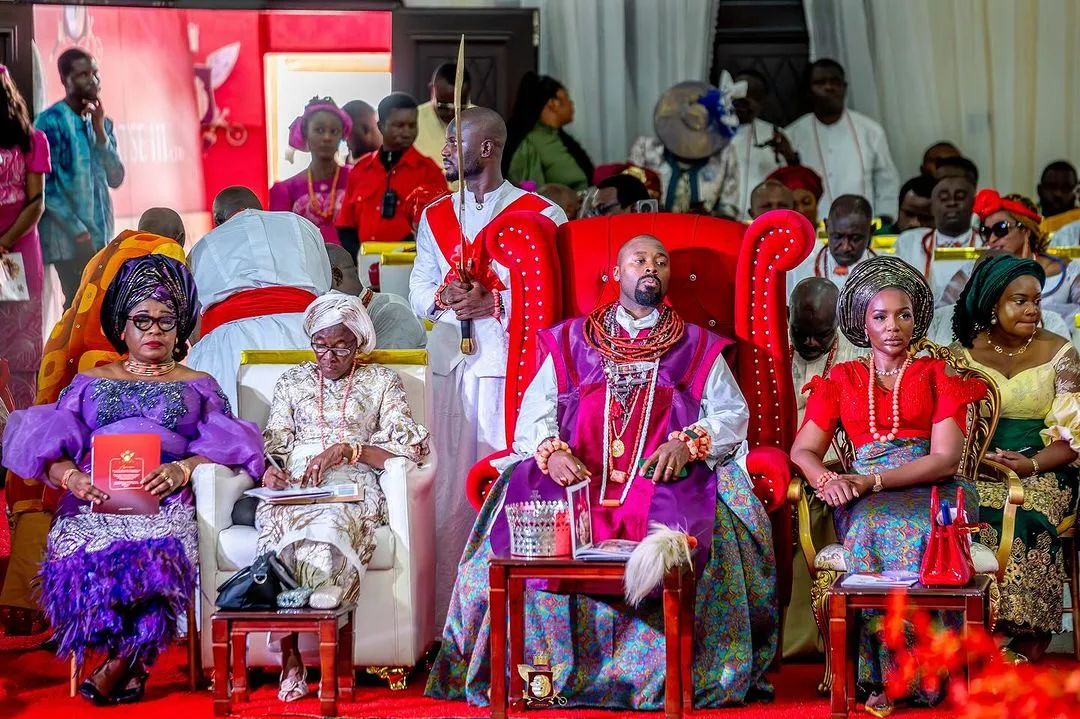 Ogiamẹ Atuwatsé III — photograph 2