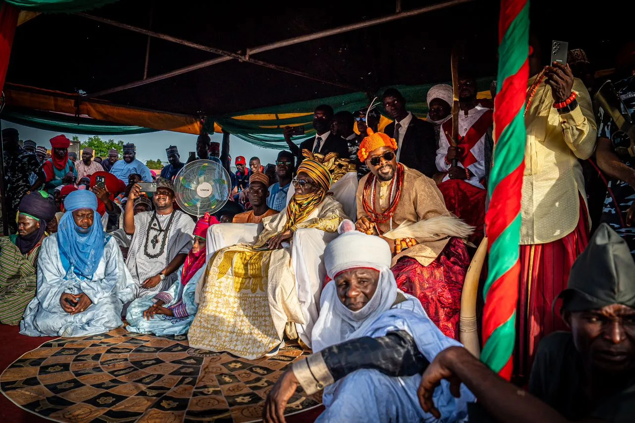 Ogiamẹ Atuwatsé III — photograph 3