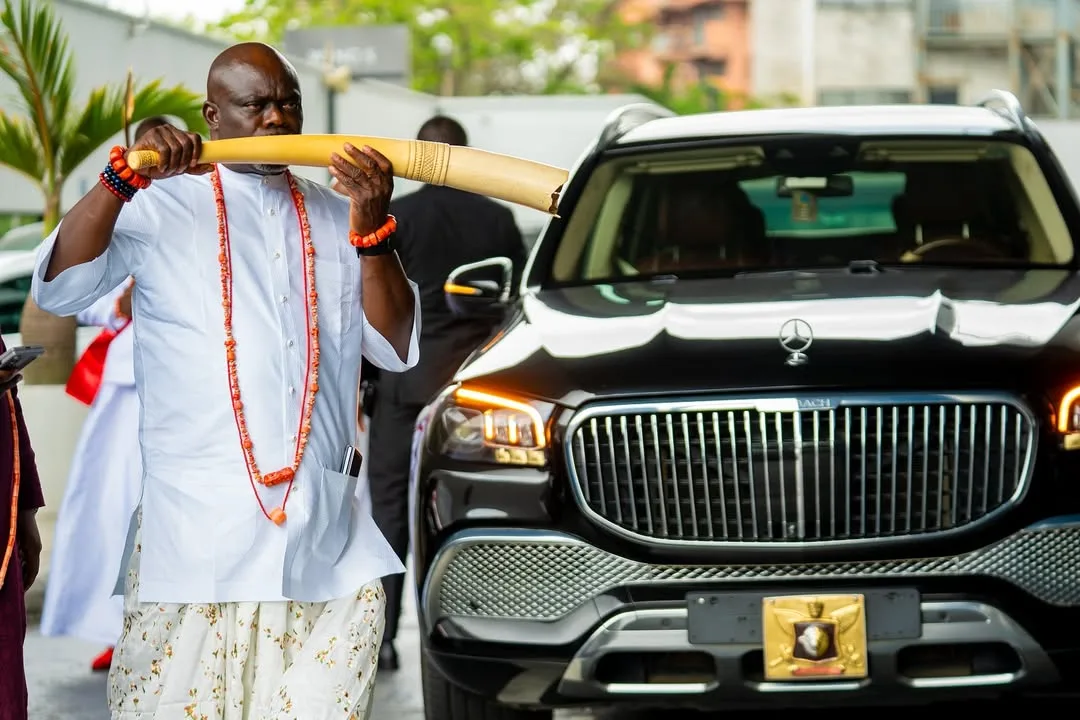 Ogiamẹ Atuwatsé III — photograph 2