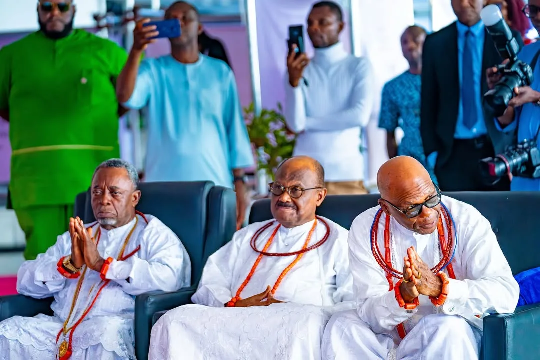 Ogiamẹ Atuwatsé III — photograph 9