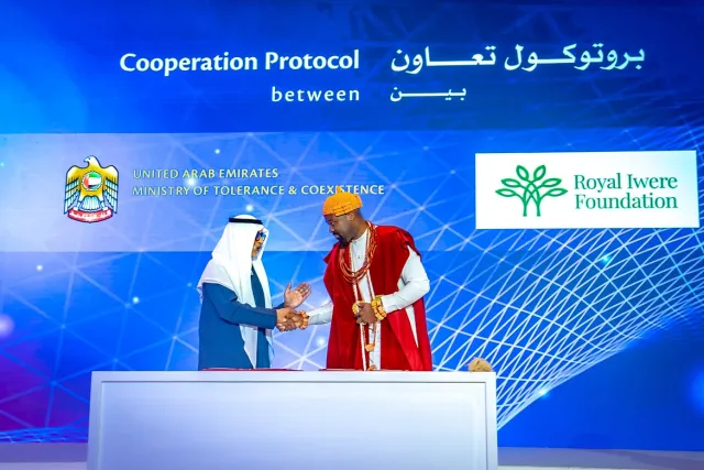 His Majesty Ògíamẹ̀ Atúwàtse III and Sheikh Nahyan bin Mubarak Al Nahyan at the Cooperation Protocol signing